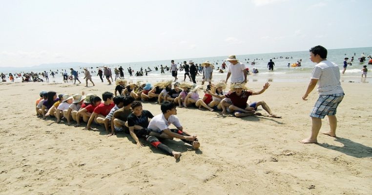 Khach San Cho Nhom Ban O Hai Tien – Phong Doi Gan Khu Vui Choi 3