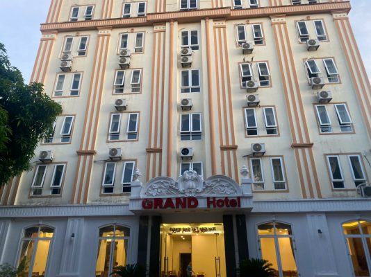 Khách Sạn Grand Hải Tiến – View Đẹp Ngay Trung Tâm Biển